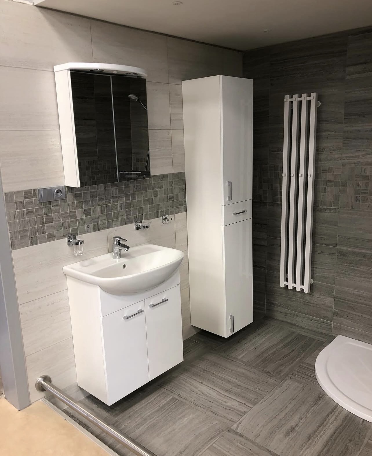Výstavní koje – showroom Koupelny Ptáček